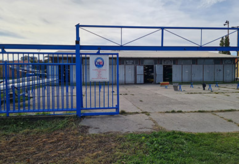 Ponthegesztett kerítések